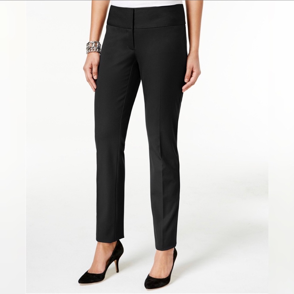 ALFANI women Slim black Slacks pants / trousers Tummy control, Size 8P Short